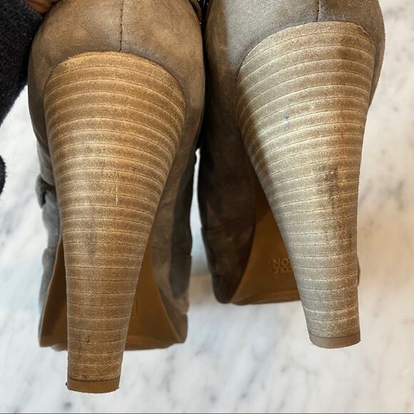 Kenneth Cole Reaction Women's Gray Suede Metal Studded Booties Size 9 Retro 90's - Picture 6 of 8